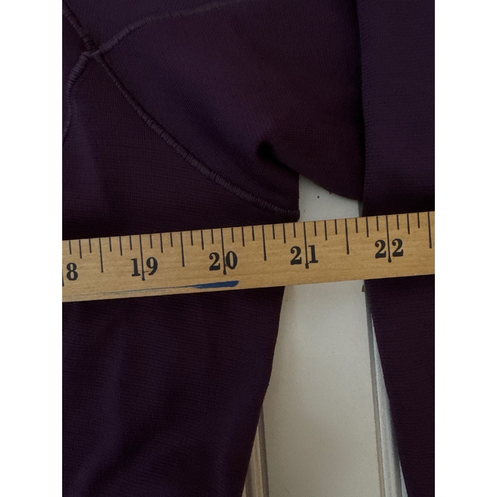 Patagonia 1/4 Zip Pullover Women XL Purple Capilene Base Layer Active Top - Picture 5 of 10